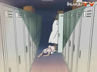 L'anime playgirl obtient son vulve violés
