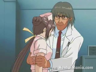 Anmutig anime krankenschwester bekommen groß krüge neckten und feucht knacken buckel von die sexuell aroused dr.